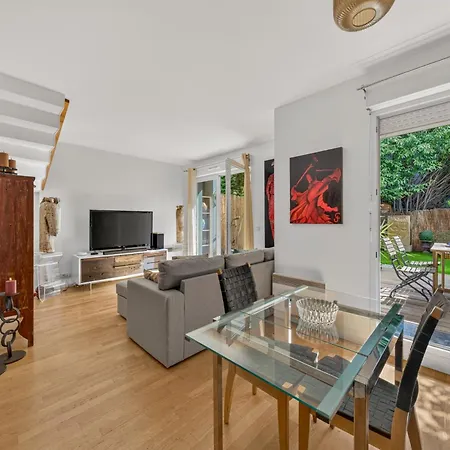 Duplex Avec Jardin A St Denis - Stade De France Apartment *