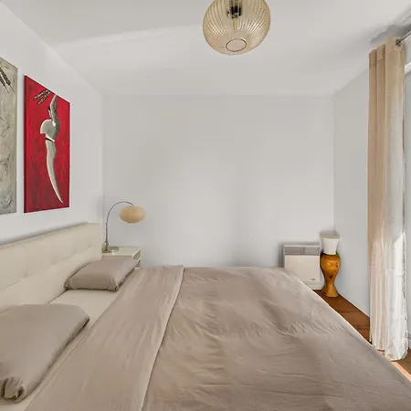 Duplex Avec Jardin A St Denis - Stade De France Apartment